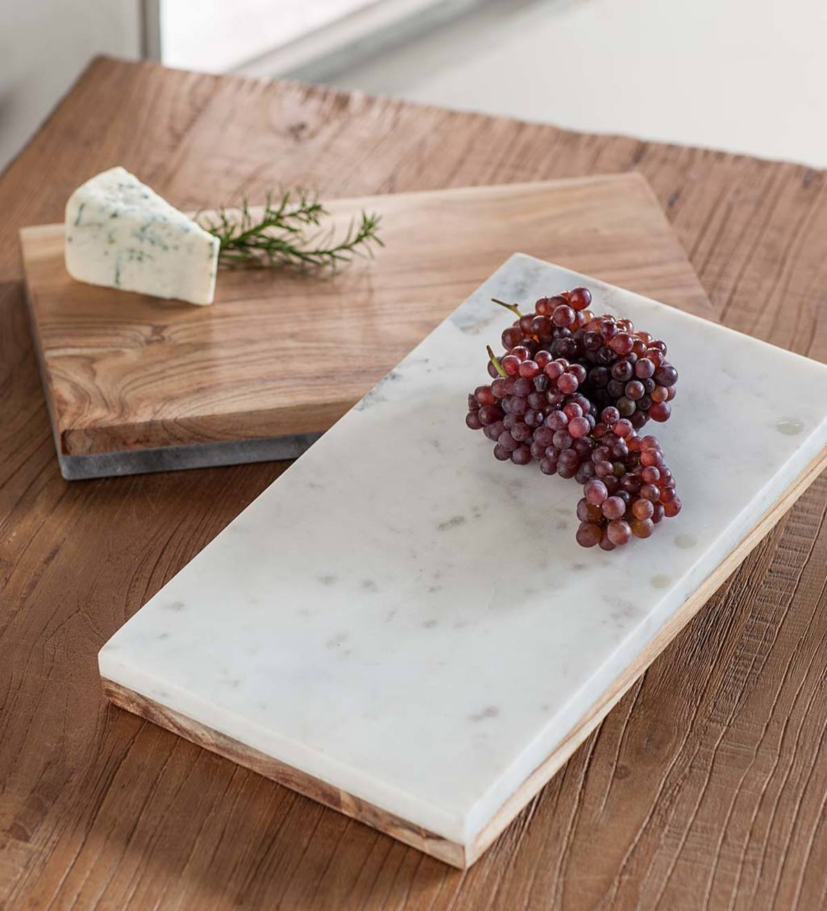 VivaTerra Marble & Acacia Reversible Prepping and Serving Board