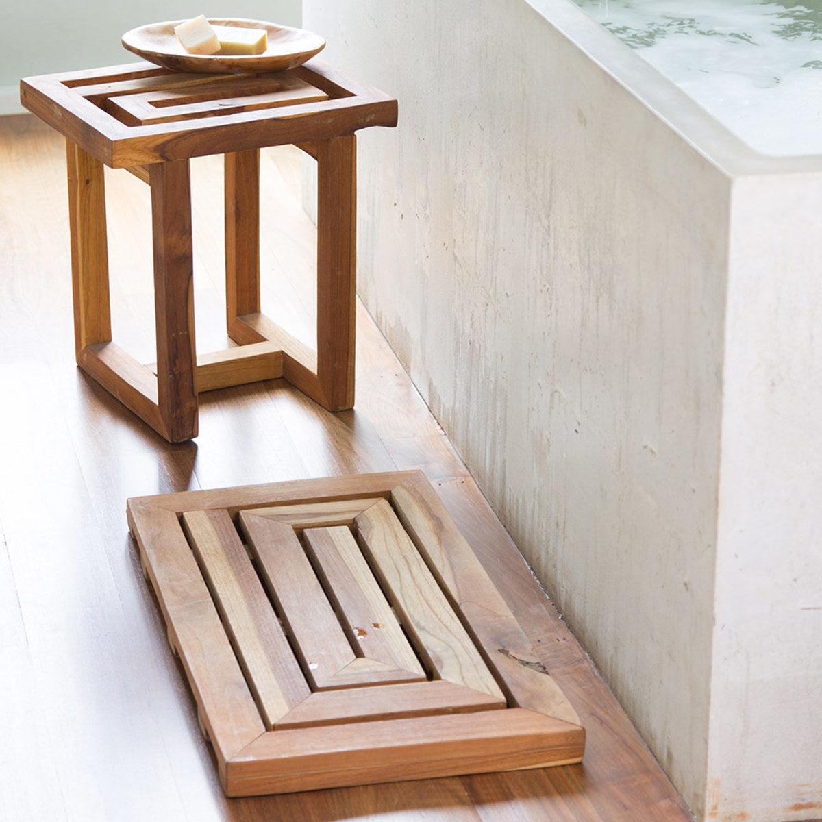 VivaTerra Scrap Teak Stool